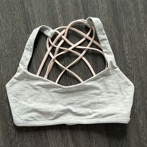 Lululemon Free to Be Bra